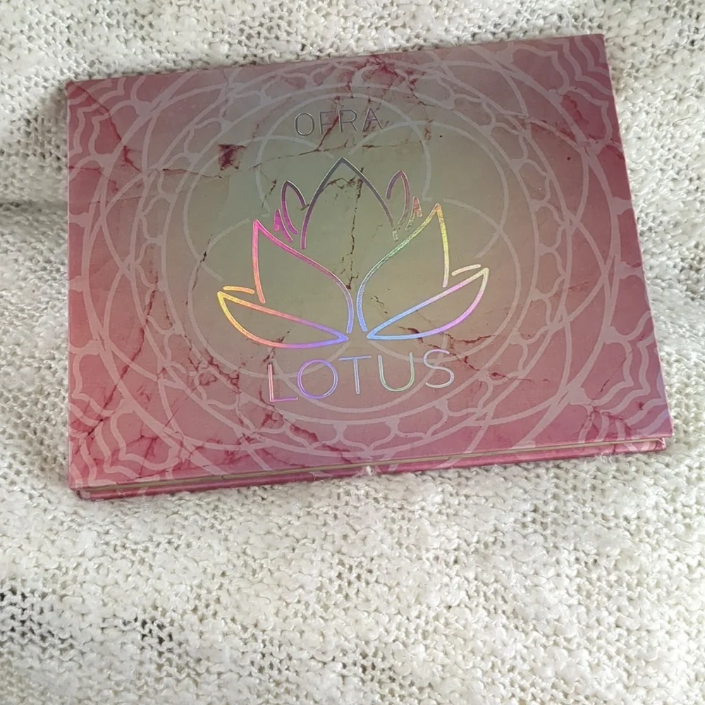OFRA LOTUS Eyeshadow Palette, 12-1.5g pans